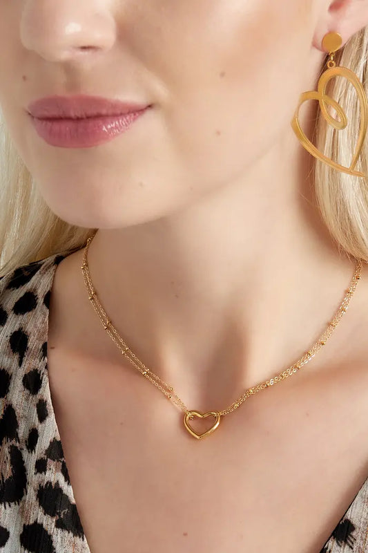 🔹 #HeartHue
🔹 #FijneKetting
🔹 #StainlessSteelJewelry
🔹 #TijdloosEnElegant
🔹 #MinimalistischeSieraden
🔹 #CadeauVoorHaar
🔹 #DuurzameSieraden
🔹 #RomanticJewelry
🔹 #CutesyFindsExclusive
🔹 #EverydayJewelry